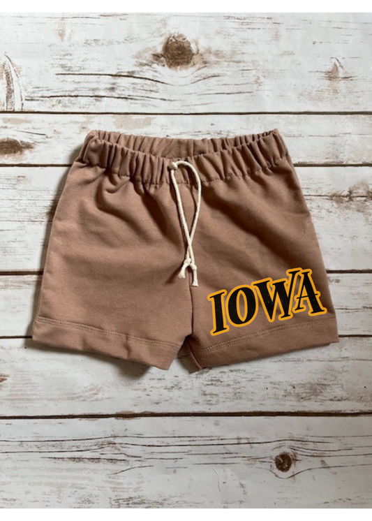 Wholesale Iowa Block Chocolate Everyday Shorts