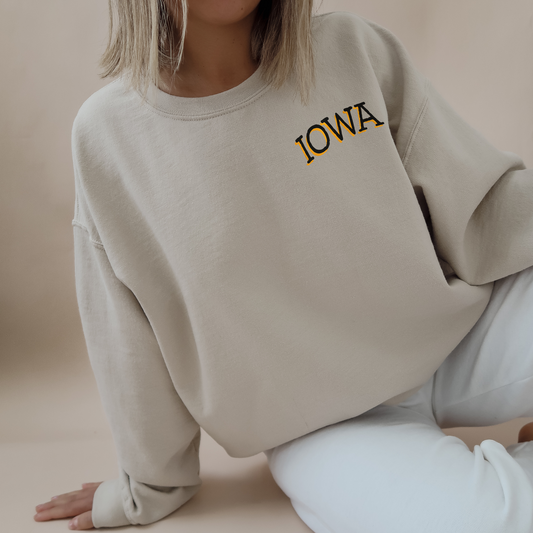Wholesale Adult - Iowa Black and Gold Pullover