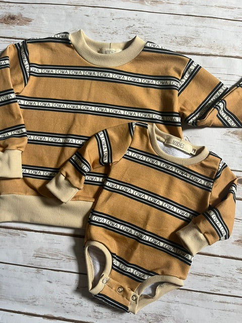 Iowa Vintage Stripe Pullover