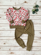 Red Doe a Deer Pullover