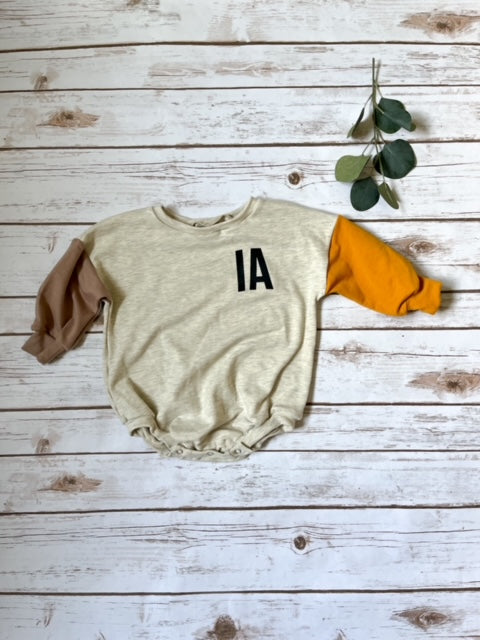 Wholesale Iowa Baggy Sweatshirt Romper